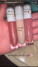 Load image into Gallery viewer, Moisturizing Wholesale high shine lip natural gloss - Bossy Girlz Cosmetics LLC
